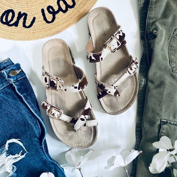 Natural Reflections Cream/Brown Cow Print Buckle Toe Loop Slip On Sandals - Picture 3 of 10
